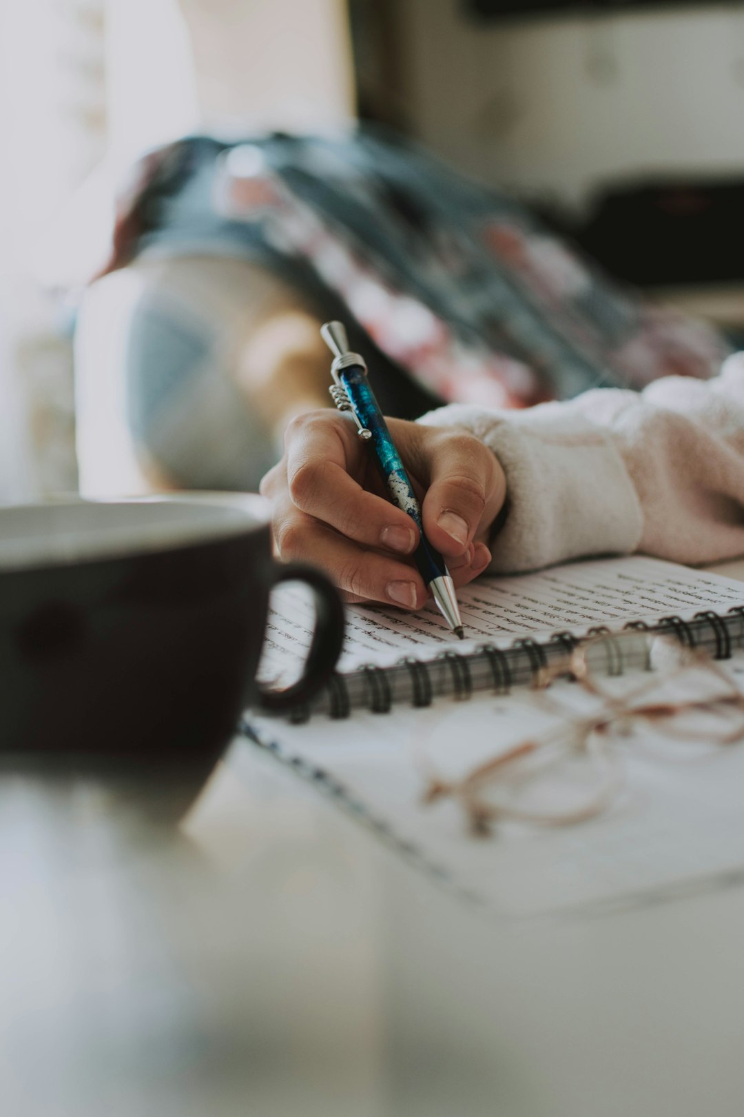 postpartum mood tracking